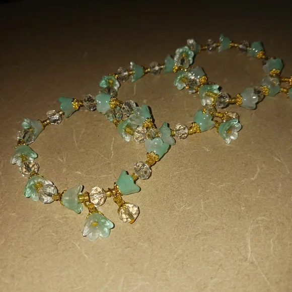Gold and Green Floral Bracelet Set - Picture 1 of 8
